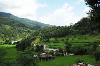 Trekking in Monsun round Annapurna  Besisahar