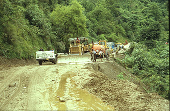 K 70 1991 KAPOK 06 Erdrutsch  x 0340 Nepal