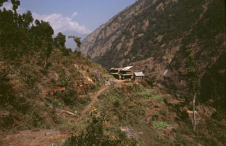 Trekking round  Manaslu 2005 AdR 027 P 0325