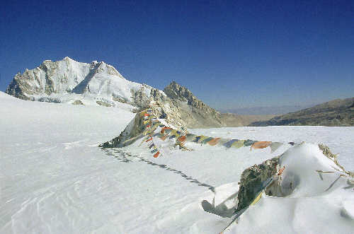 Nepal trekking Nangpa la