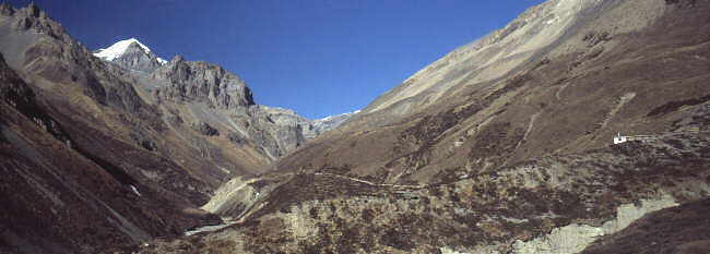 Trcking in Nepal: Auf dem Weg zum Thorong la