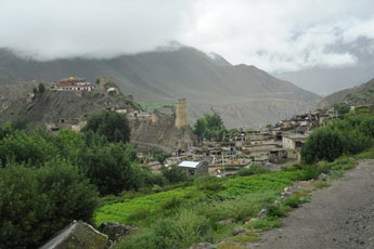 16 Annapurna Monsun-01 x0345