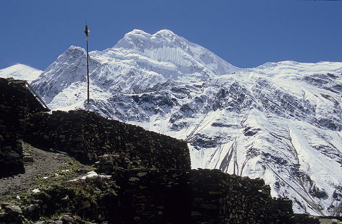 Khangsar--0915x 700 Khangsar--0915x 700